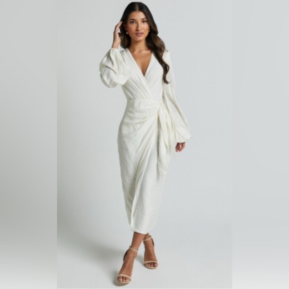 NWT - Showpo TAYLOR MIDI DRESS - LONG SLEEVE WRAP DRESS IN WHITE
